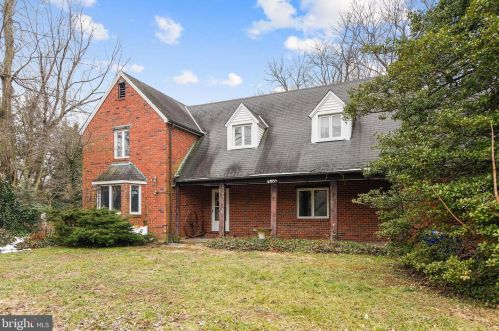 3718 Ivydale Dr, Annandale, VA 22003-2004