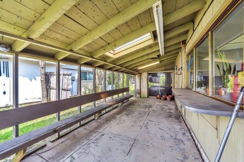 413 Thistle Dr, Garland TX 75043-3236 exterior