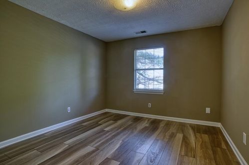 4072 Peachtree Farms Rd, Rex GA  30273-1380 exterior