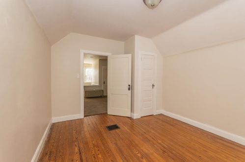 1418 Covedale Ave, Cincinnati OH  45238-3815 exterior