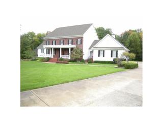 2322 Crestridge Dr, Dayton, OH 45414-2098