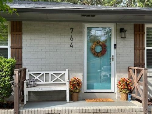 764 San Fernando Dr, Smyrna GA  30080-1438 exterior