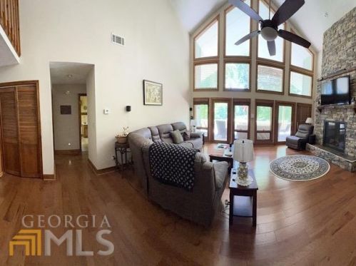 2276 Lakecrest Dr, Mayfield GA  31087-4558 exterior