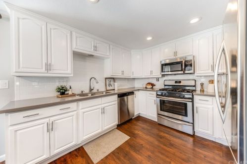 7548 Sundance Dr, Riverside CA  92509-5420 exterior