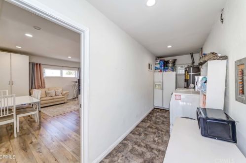 3117 Harmony Pl, Glendale CA  91214-1315 exterior