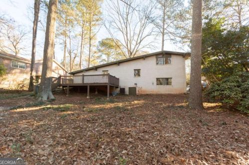 4330 Hickory Wood Ln, Atlanta GA  30360-2620 exterior