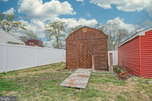 150 Linden Ave, Pitman NJ  08071-2110 exterior