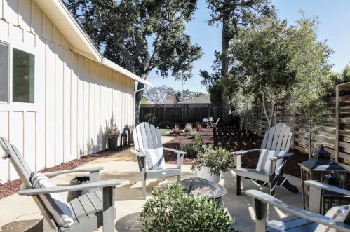 483 Los Ninos Way, Los Altos CA 94022-1727 exterior