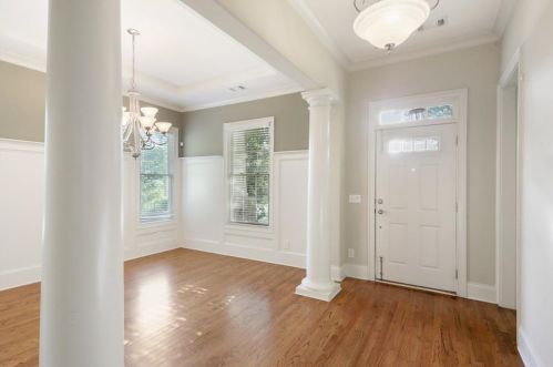 3251 Adams St, Atlanta, GA 30337-1401