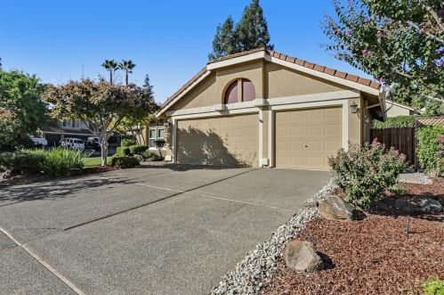 101 Chenery Ct, Folsom, CA 95630-6748