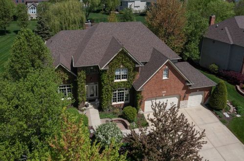3823 Royal Portrush Dr, Naperville, IL 60564-5916