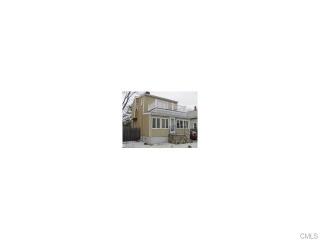 35 French St, Fairfield, CT 06824-6331