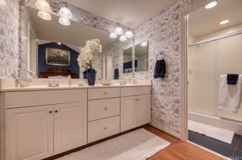 15 Alba, Irvine CA  92620-1901 exterior