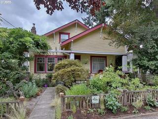1915 55th Ave, Portland, OR 97213-3506