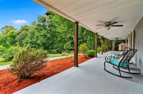 158 Stowers Rd, Dawsonville, GA 30534-0062