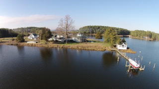 95 Hazzard Ln, Lancaster, VA 22503-4322