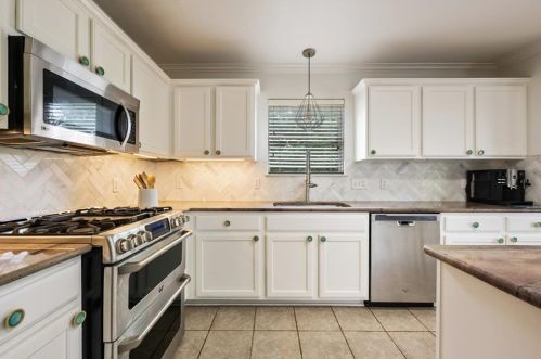 4428 Campo Verde Dr, Austin TX  78749-3639 exterior