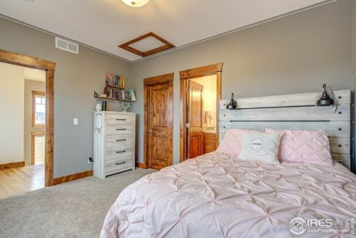 5565 Far Vw Ct, Fort Collins CO  exterior
