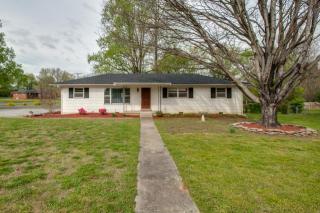 1803 Susan Dr, Murfreesboro, TN 37129-1863