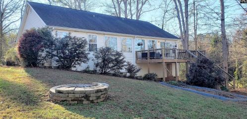 212 New Salem Dr, Anderson SC  29625-5817 exterior