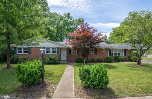 1410 Buckner St, Fredericksburg, VA 22401-5409