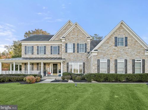 8943 Sahalee Ct, Riviera Beach, MD 21122-6679