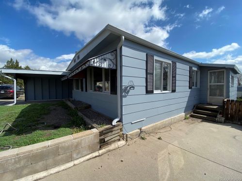 9112 Royal St, Denver, CO 80260-6727