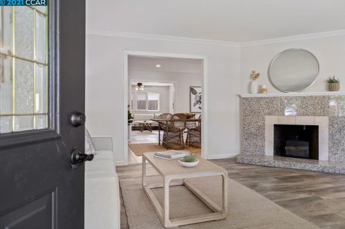 1925 Alvina Dr, Concord CA  94523-2801 exterior