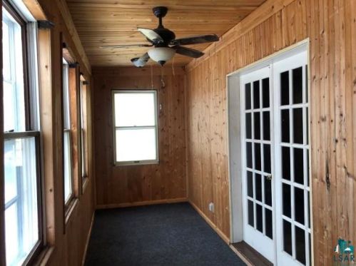 305 Fayal Rd, Fayal, MN 55734-1552