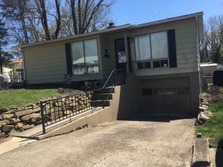 452 Hillview Dr, Morgantown, WV 26505-2127