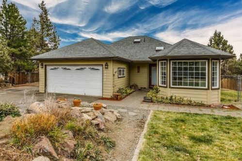 3222 Antelope Ave, Eagle Crest, OR 97756-9445