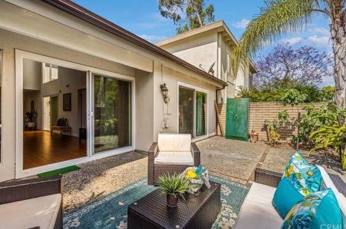 20 Spicewood Way, Irvine CA  92612-2721 exterior