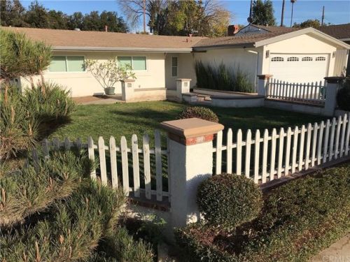 3027 Floravista Ct, Riverside CA  92503-5402 exterior