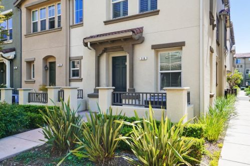 216 Sullivan Way, Hayward, CA 94541-4384