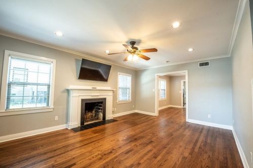 2556 Boyd Ave, Fort Worth TX  76109-1021 exterior