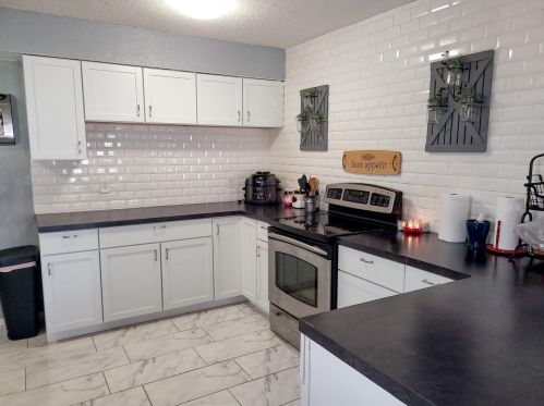 626 Grange Ave, Saint Paul MN  55128-4333 exterior