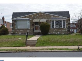 8639 Agusta St, Philadelphia PA  19152-1132 exterior