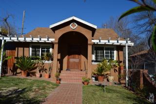 2151 Clinton St, Los Angeles, CA 90026-4009