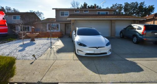 7035 Yorktown Dr, Gilroy, CA 95020-6319