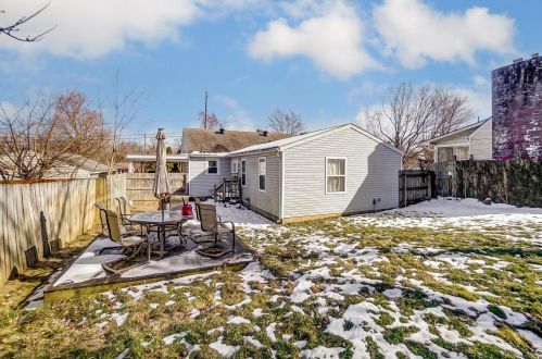 1483 Burnett Rd, Springfield OH  45505-3411 exterior