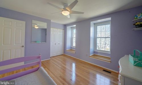 1900 Autumn Ridge Cir, Silver Spring MD 20906-5826 exterior