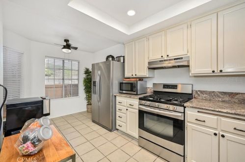 889 Sapphire Ln, Anaheim CA  92807-4864 exterior