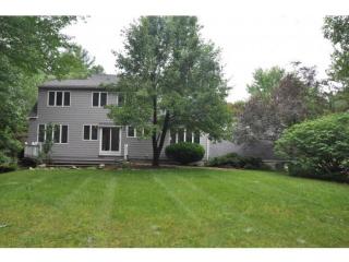 93 Old Nashua Rd, Londonderry, NH 03053-3660