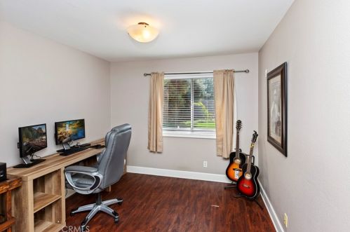 17368 Owl Tree Rd, Riverside CA  92504-9529 exterior