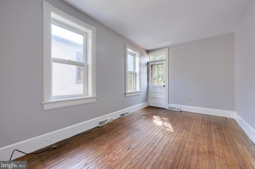 116 Vine St, Lancaster PA  17602-3550 exterior