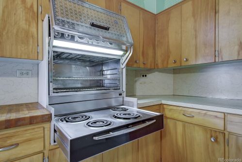 406 Kendall St, Denver CO 80226-1838 exterior