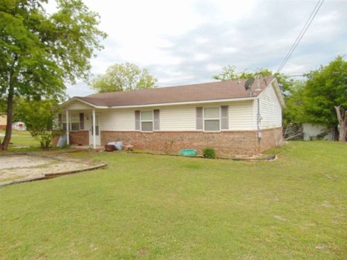 608 Driftwood Ave, Marietta, OK 73448-2280
