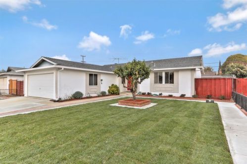 690 Lexington St, Milpitas, CA 95035-4214