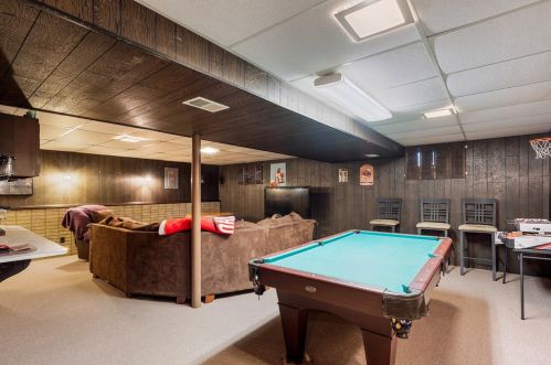 3411 February Dr, Cincinnati OH 45239-5439 exterior