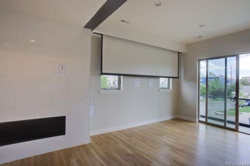 1877 Race St, Denver CO  80206-1115 exterior